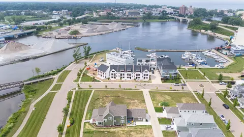 978 Harbor Dr E, St. Joseph, MI 49085 photo 8
