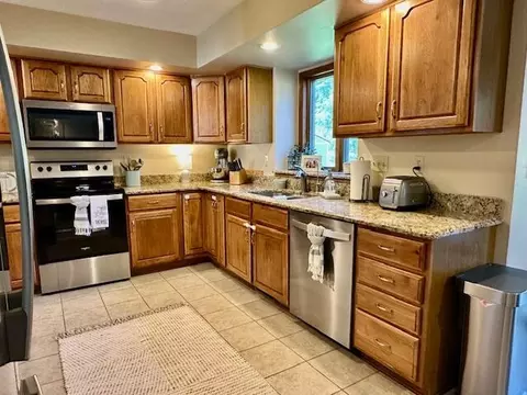 516 Winding Way, Marshall, MI 49068 photo 17