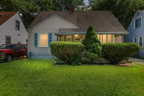 20476 Five Points St, Redford, MI 48240
