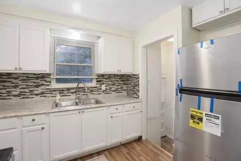 20476 Five Points St, Redford, MI 48240 photo 11