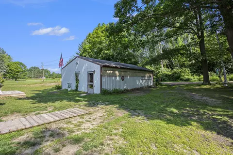 3719 N Shore Dr, Sears, MI 49679 photo 34