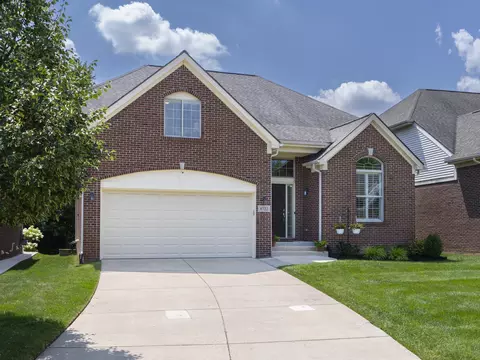 8722 Columbia Cir, Canton, MI 48187