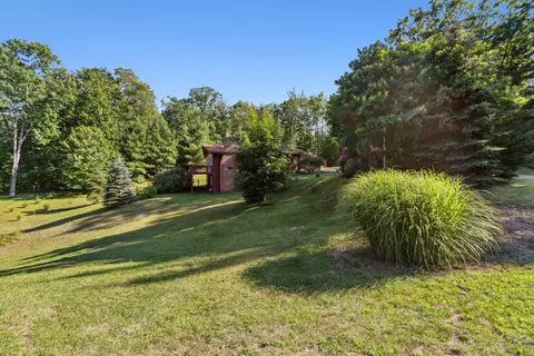 16671 Hoxeyville Rd, Wellston, MI 49689