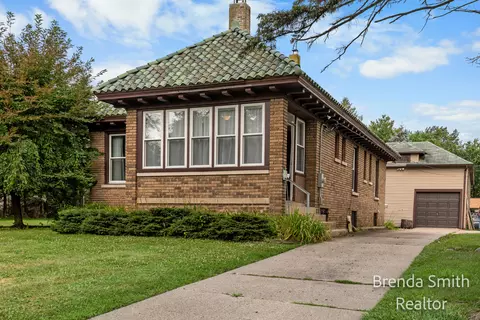 3848 Remembrance Rd NW, Grand Rapids, MI 49534