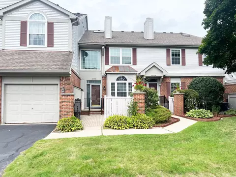 49708 Draper Cir, Plymouth, MI 48170