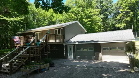 11682 W Bawkey, Barryton, MI 49305