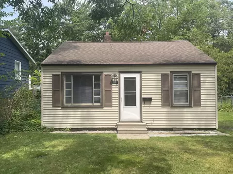 1368 Howard Ave, Muskegon, MI 49442