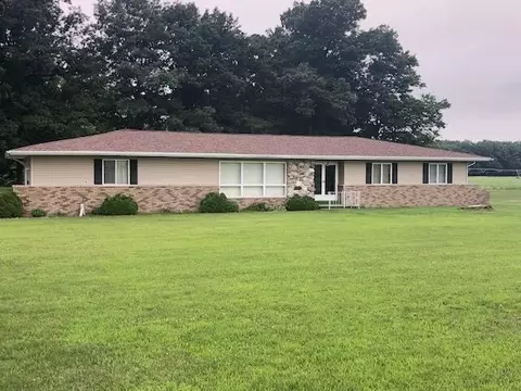 5101 N Grow Rd, Stanton, MI 48888