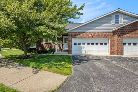 19 Trillium Ct, Holland, MI 49423