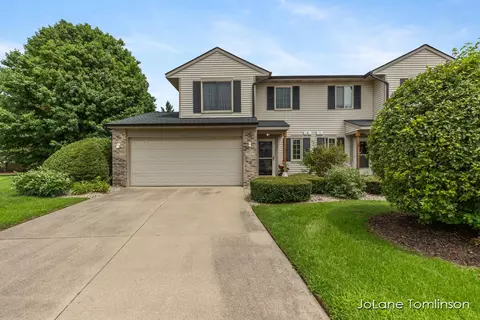 551 Lawrence Ave #56, Wayland, MI 49348