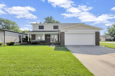 5660 Wedgewood Rd, Canton, MI 48187