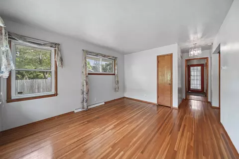 305 21st St, Jackson, MI 49203 photo 5