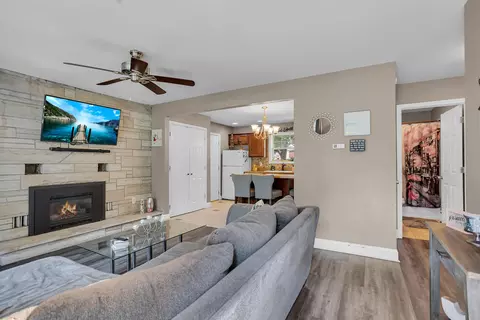 958 Horton Rd, Jackson, MI 49203 photo 6