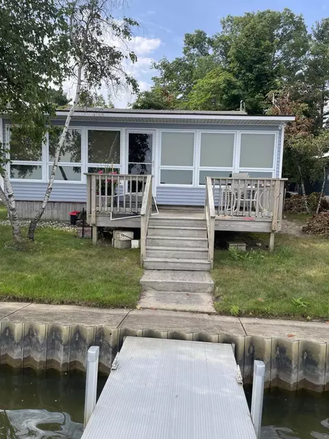 9224 Silver Lake Rd, Mears, MI 49436