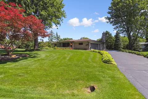 60496 Apache Ln, Washington, MI 48094 photo 4