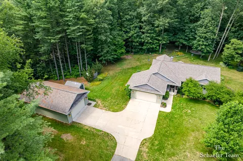 10348 Heether Rd, Belding, MI 48809 photo 3