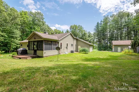 10348 Heether Rd, Belding, MI 48809 photo 34
