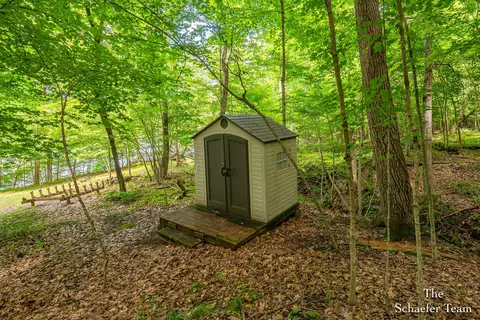 10348 Heether Rd, Belding, MI 48809 photo 40