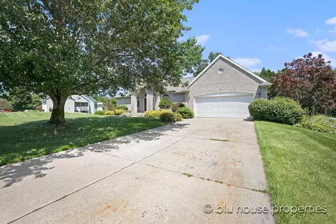 359 Whitetail Ct SW, Grandville, MI 49418
