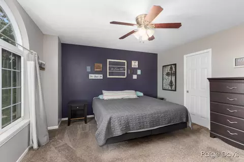 2141 Applegate Dr NW, Walker, MI 49534 photo 10