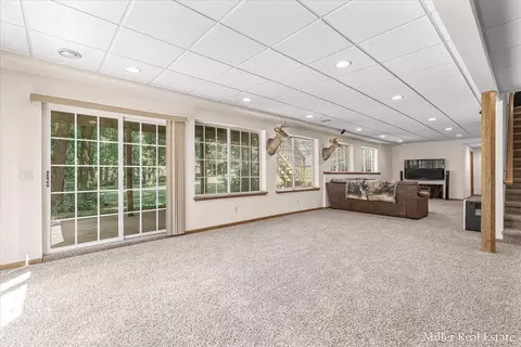 2828 Eckert Rd, Freeport, MI 49325 photo 22