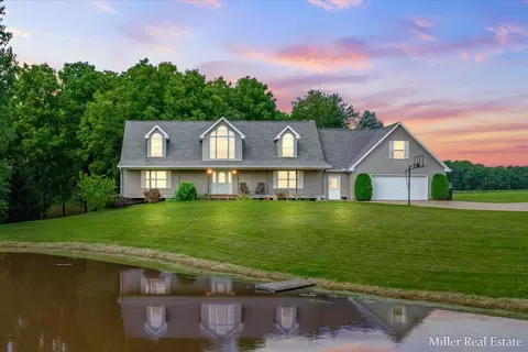 2828 Eckert Rd, Freeport, MI 49325 photo 2