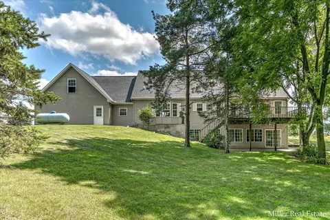 2828 Eckert Rd, Freeport, MI 49325 photo 28