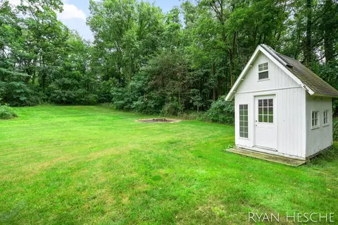 7210 Macarthur Rd, Saranac, MI 48881 photo 9