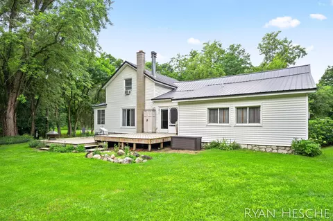 7210 Macarthur Rd, Saranac, MI 48881 photo 5