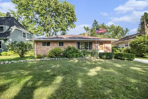 261 Gralake Ave, Ann Arbor, MI 48103