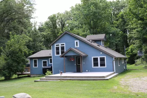 57519 Lone Tree Rd, Three Rivers, MI 49093