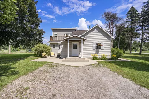 10869 Osborn St, Grand Haven, MI 49417