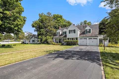 611 Irwin Ave, Albion, MI 49224 photo 4