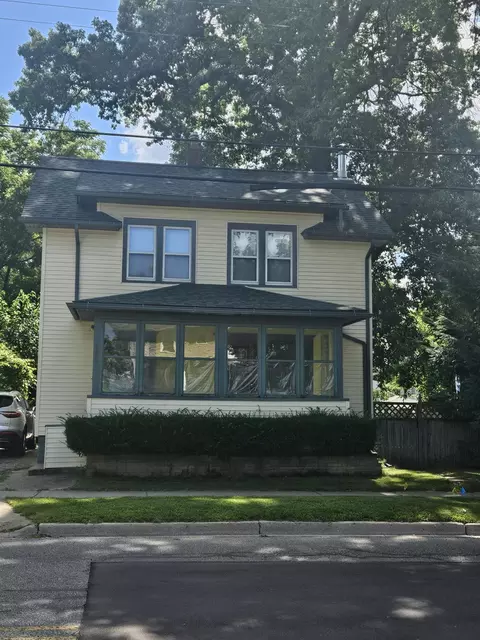 429 N Elm Ave, Jackson, MI 49202