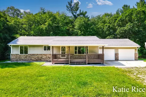 1975 Orshal Rd, Muskegon, MI 49445