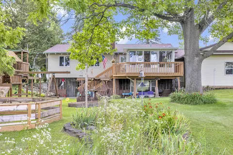 142 Timber Trl, Brooklyn, MI 49230 photo 2