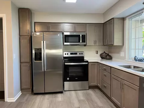1225 S Geneva Dr, Dewitt, MI 48820 photo 5