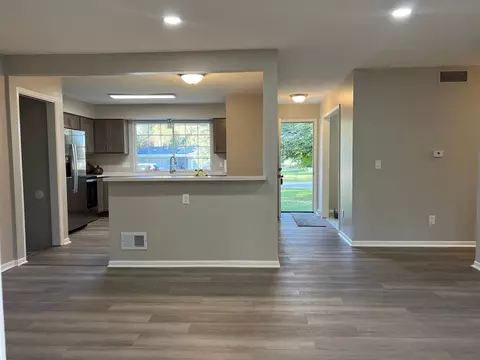 1225 S Geneva Dr, Dewitt, MI 48820 photo 8