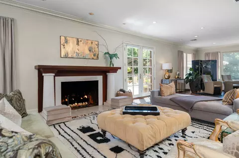 Living - 100 Underdown Rd, Ann Arbor, MI 48105 photo 4 of 7