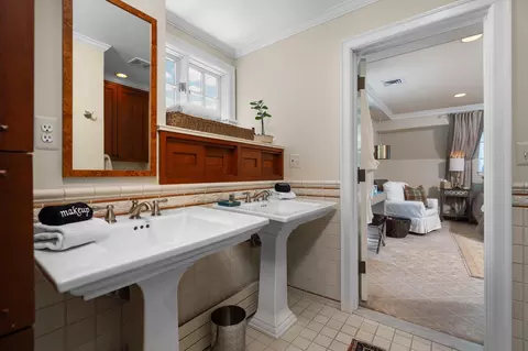 Bath - 100 Underdown Rd, Ann Arbor, MI 48105 photo 7 of 12