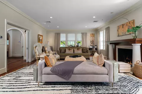 Living - 100 Underdown Rd, Ann Arbor, MI 48105 photo 3 of 7