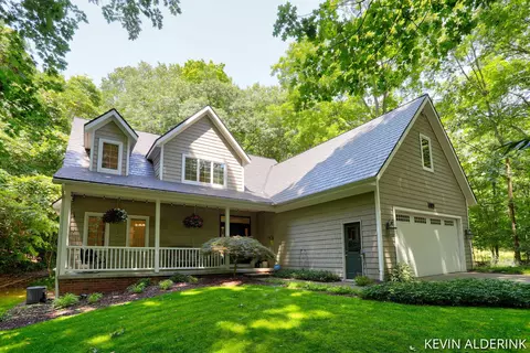 7027 Valley St, West Olive, MI 49460