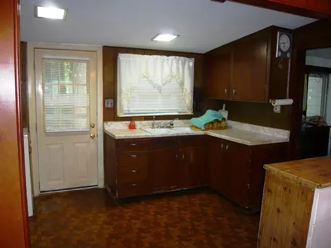 5320 Long Lake Rd, Reading, MI 49274 photo 11