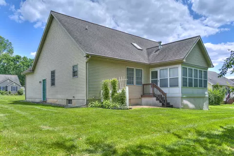 3504 Wakefield Ct, Spring Arbor, MI 49283 photo 5