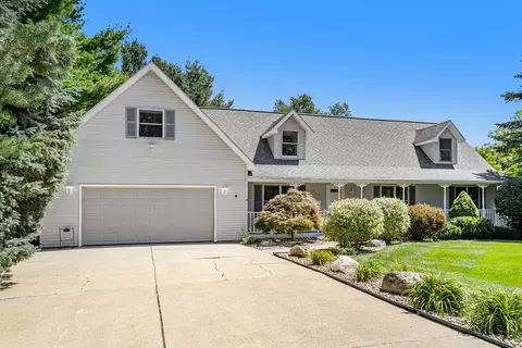 213 Martha Dr, Battle Creek, MI 49015