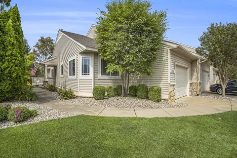 2941 Stoney Creek Ct, Hudsonville, MI 49426
