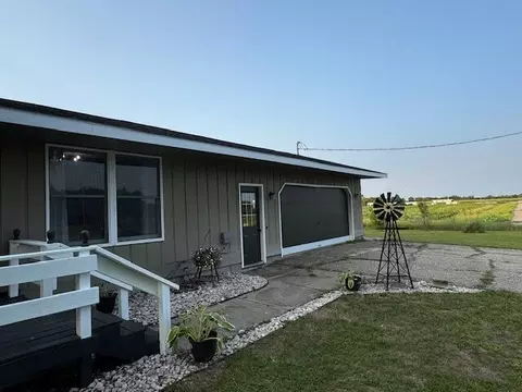 7766 E M-20, Hesperia, MI 49421 photo 4
