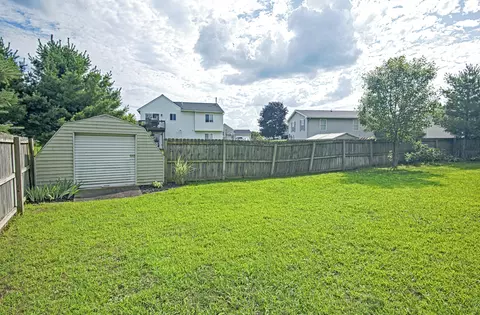 205 Pine Meadow Dr, Belding, MI 48809 photo 28