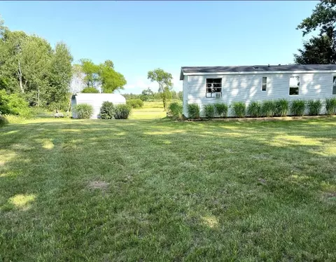 5346 N 120th Ave, Hart, MI 49420