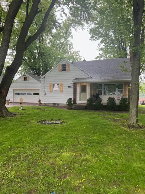 6175 S Fitzgerald Ave, Fremont, MI 49412